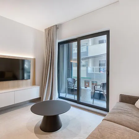 Appartement Beautiful Designed, Msida Block With Wifi And Ac *