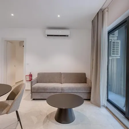 Beautiful Designed, Msida Block With Wifi And Ac Appartement Tal-Hriereb
