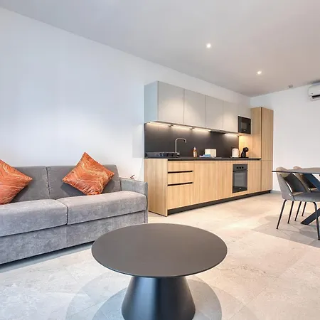 Beautiful Designed, Msida Block With Wifi And Ac Appartement *